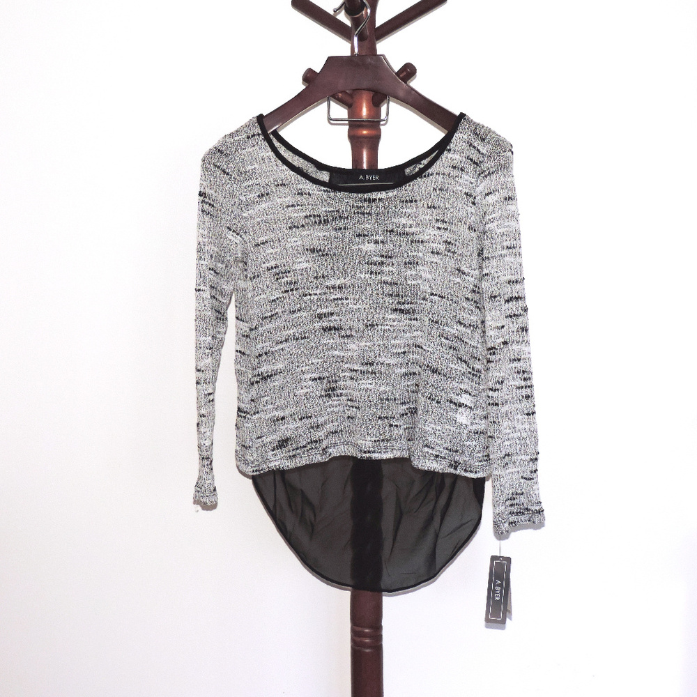 A. Byer split back layered top